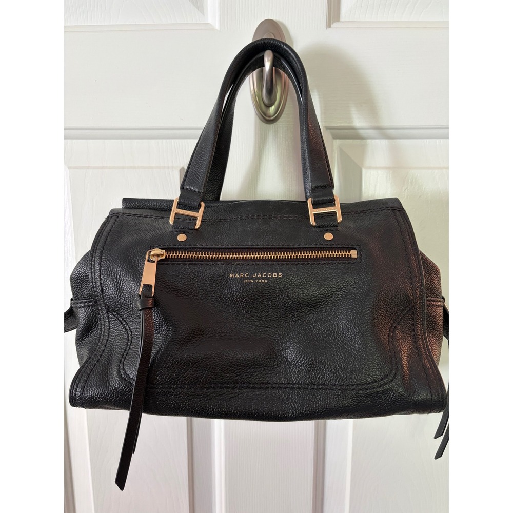 Marc Jacobs Black Leather Cruiser Satchel Bag with Crossbody Strap EUC